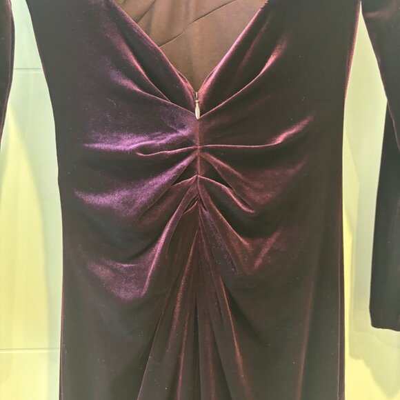 NWOT Eliza J Crushed Velvet Deep Plum Gown Sz 6 - Picture 6 of 10